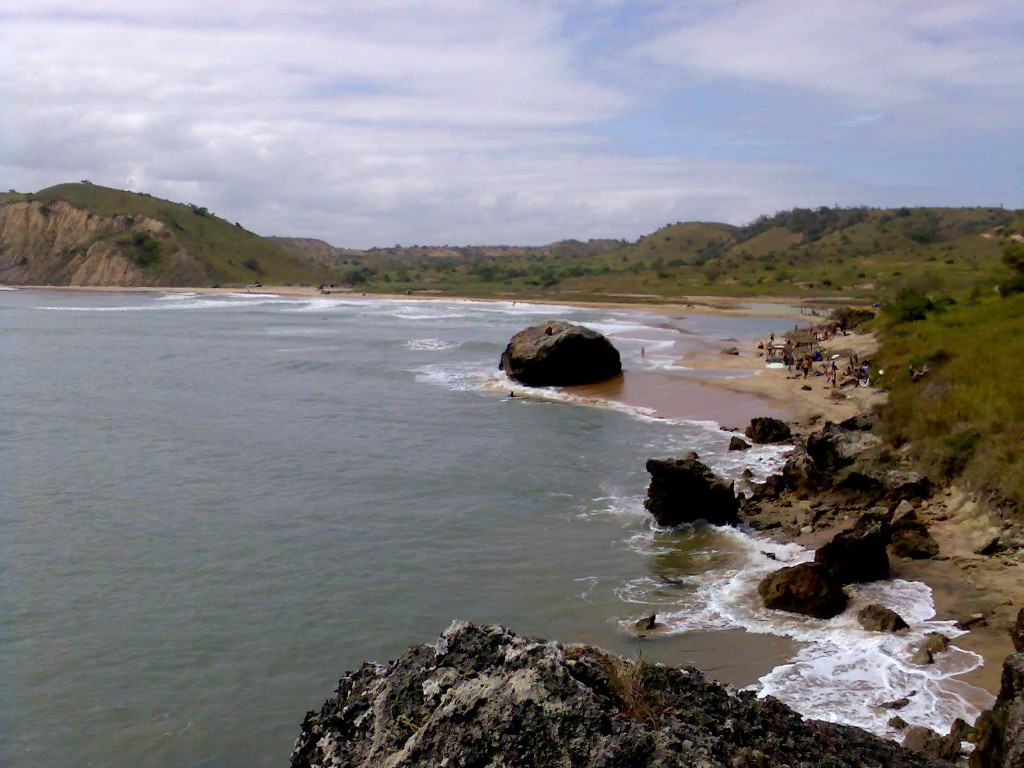 Destino turístico costeiro e território
